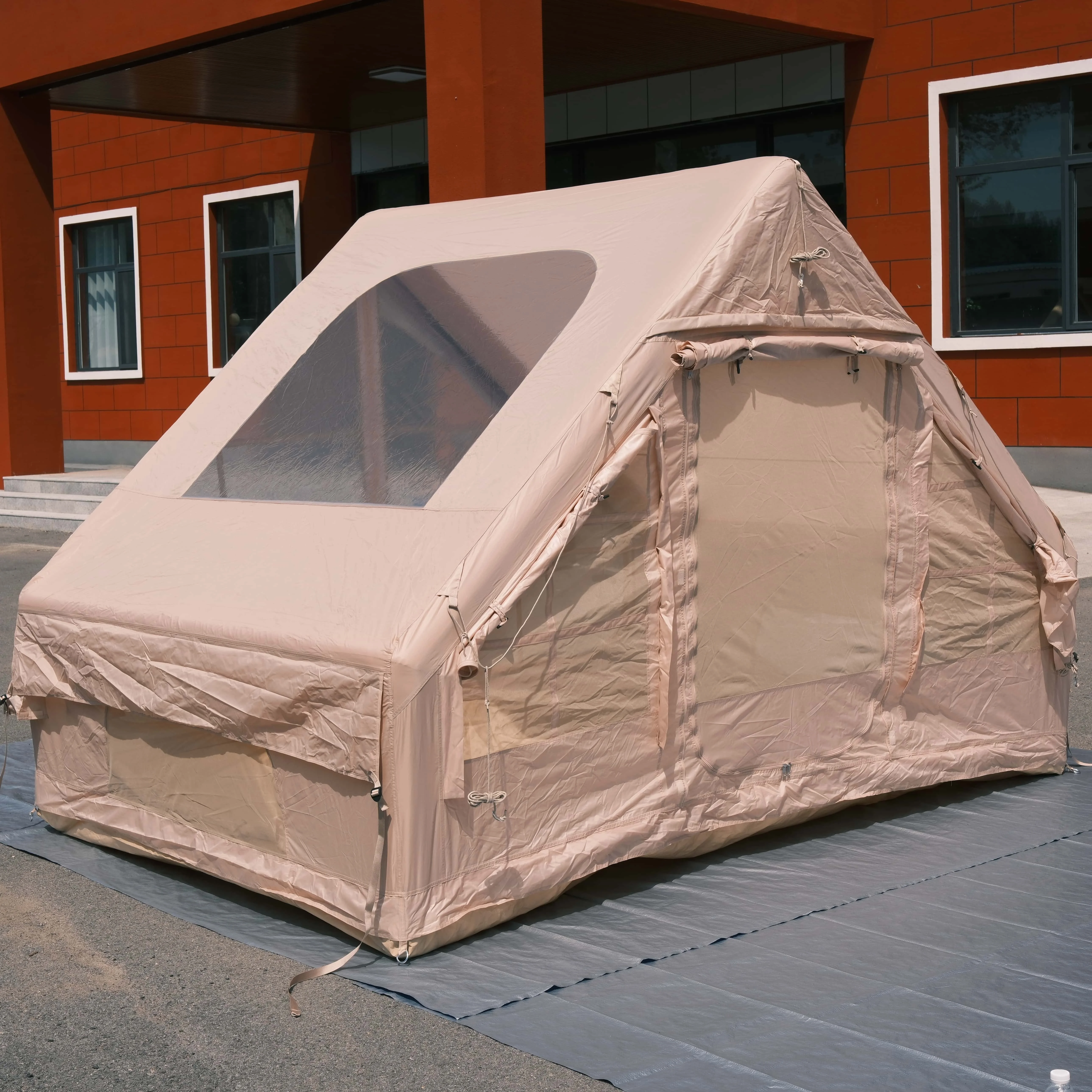 6.3 square meter inflatable camping tent, waterproof Oxford cloth inflatable tent, large skylight camping inflatable tent