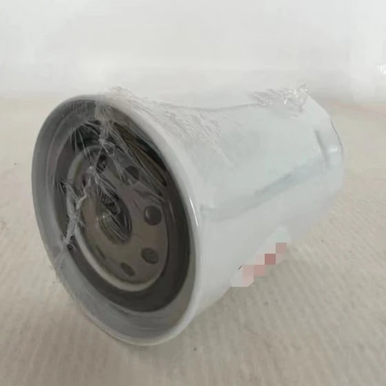 hot sale High Quality16403-01T01 16631-43560 HH166-43560 W21ESF1660 5742218 HH166-43560 FF5172 fuel filter OEM