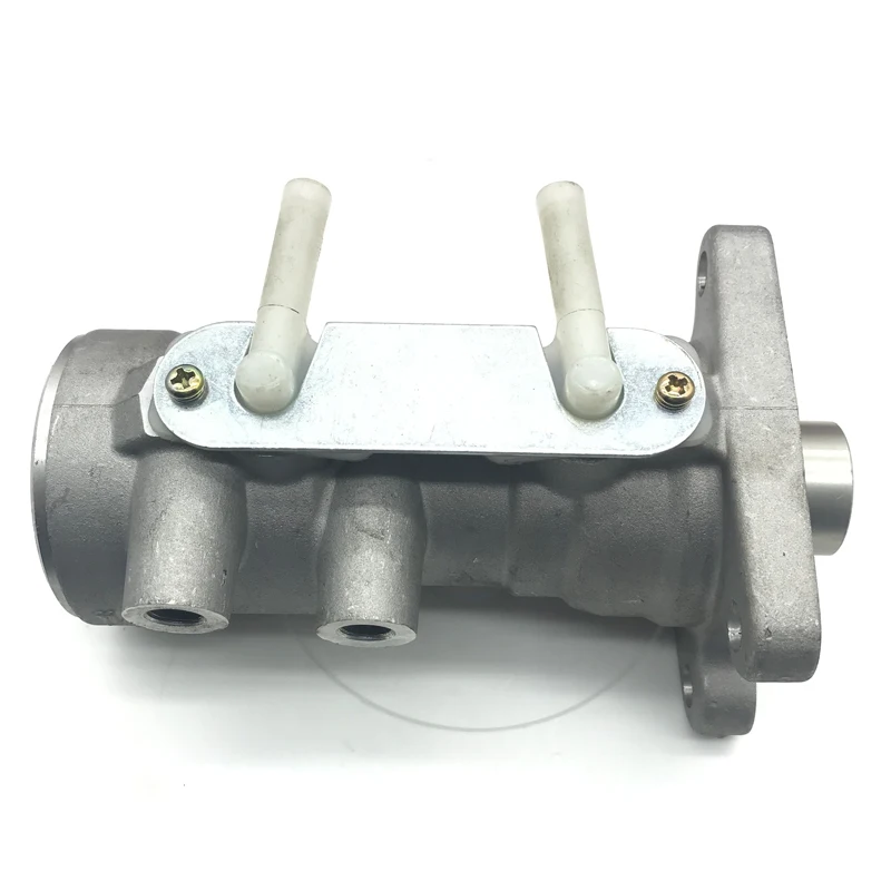 8-97224-375-0 главный тормозной цилиндр для торможения грузовика ISUZU 8-97108-712-1 8-97224-374-0 8-97186-686-0 8-97250-770-0