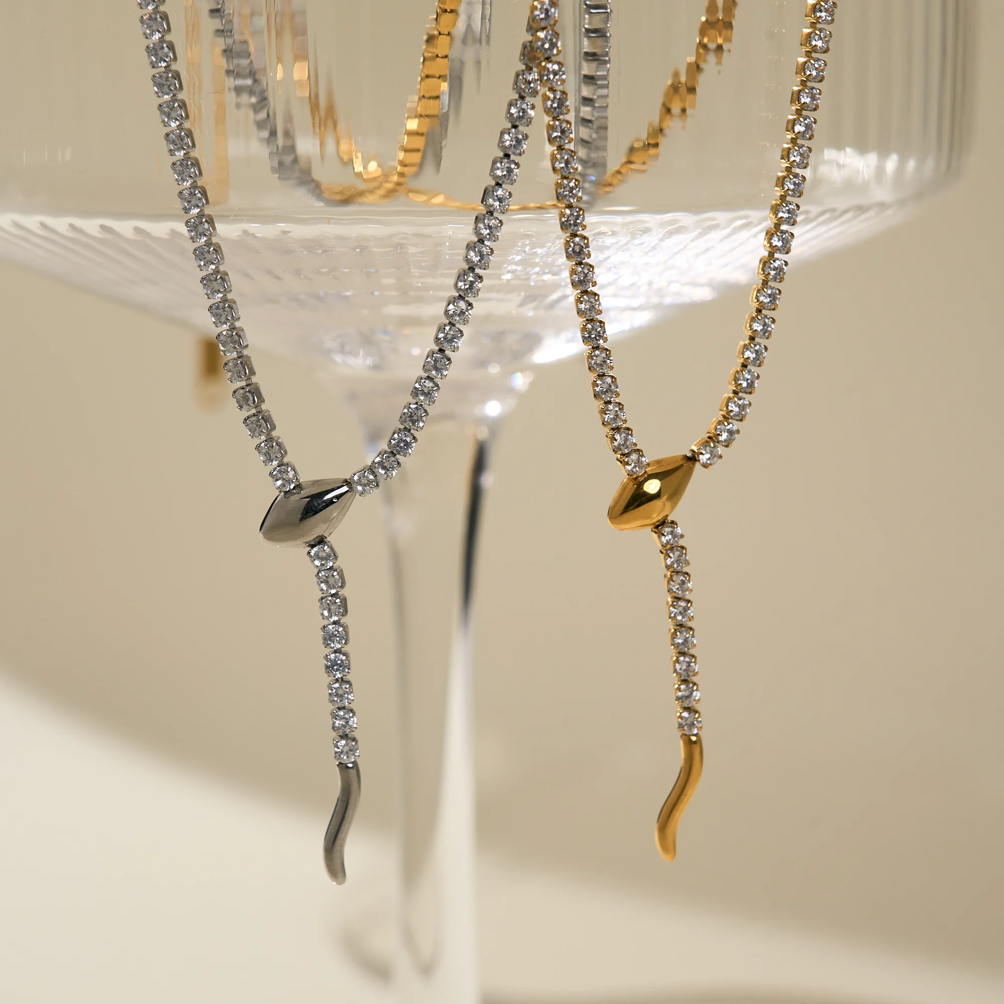 Dazan New 18k Gold Plated Stainless Steel Bohemia Unique High Quality Zircon Tennis Snake Dangle Necklace Luxury Women Jewelry