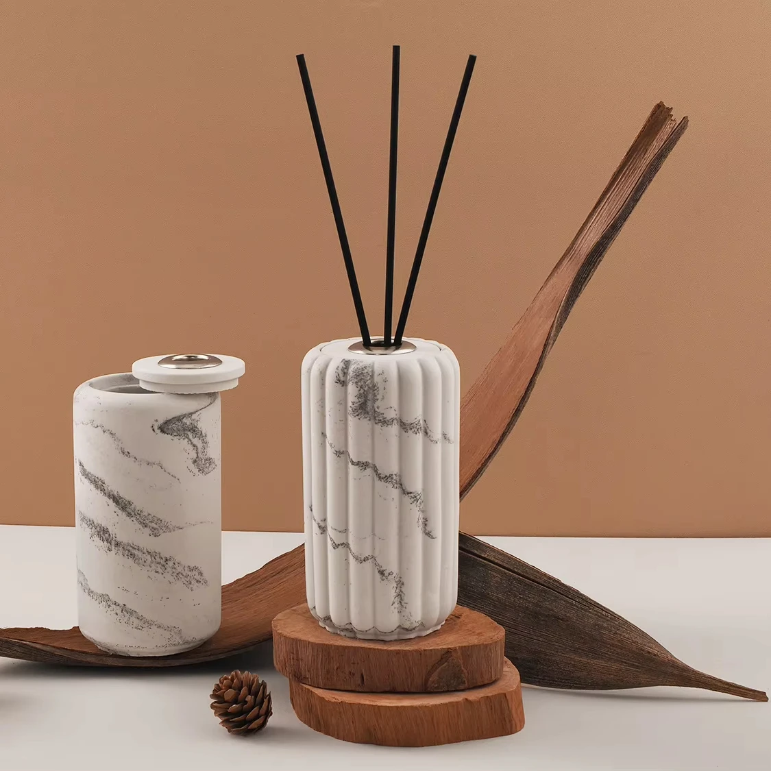 M4957 Cement Vase Aromatherapy Bottle Container Silicone Mold