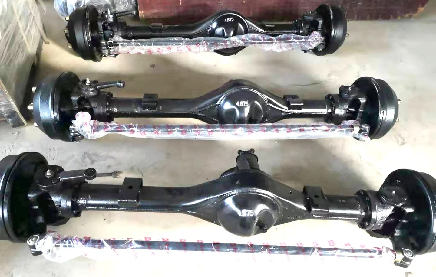 4x4/4wd HINO 300J Light Truck Front Wheel Drive Axle Assembly with Hydraulic Drum Brakes