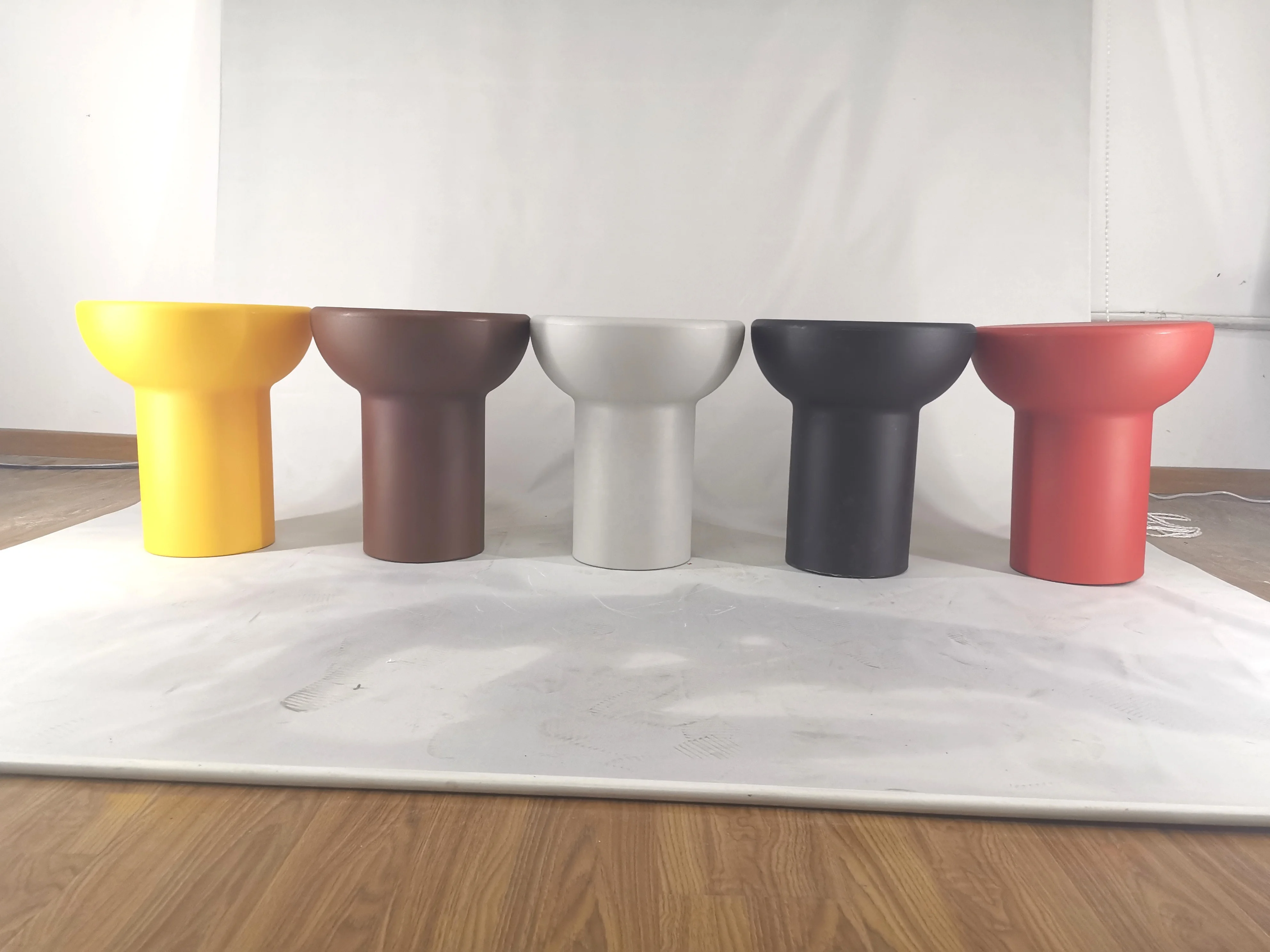 Factory HDPE Folding table round outdoor plastic coffee tables