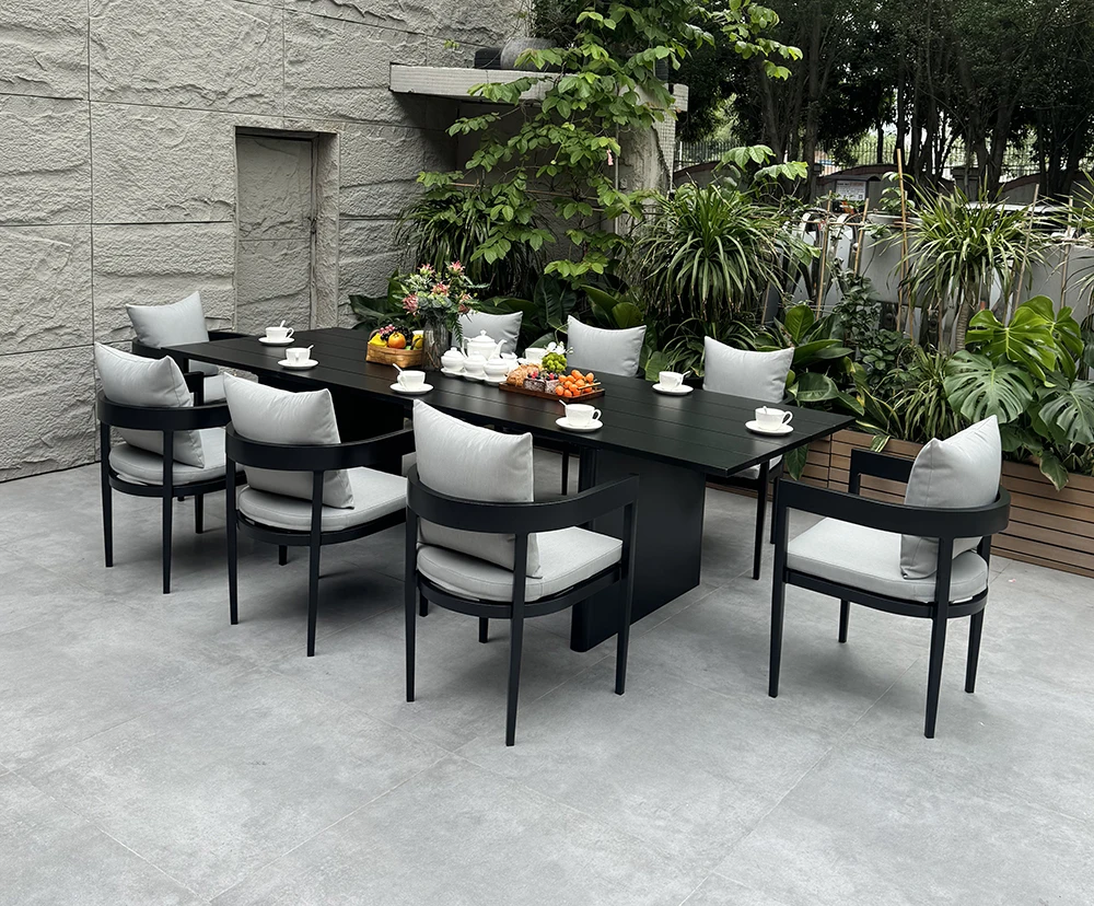 Decoout Modern Luxury Aluminum Garden Dining Furniture Sets Outdoor Dining Table and Chair Set