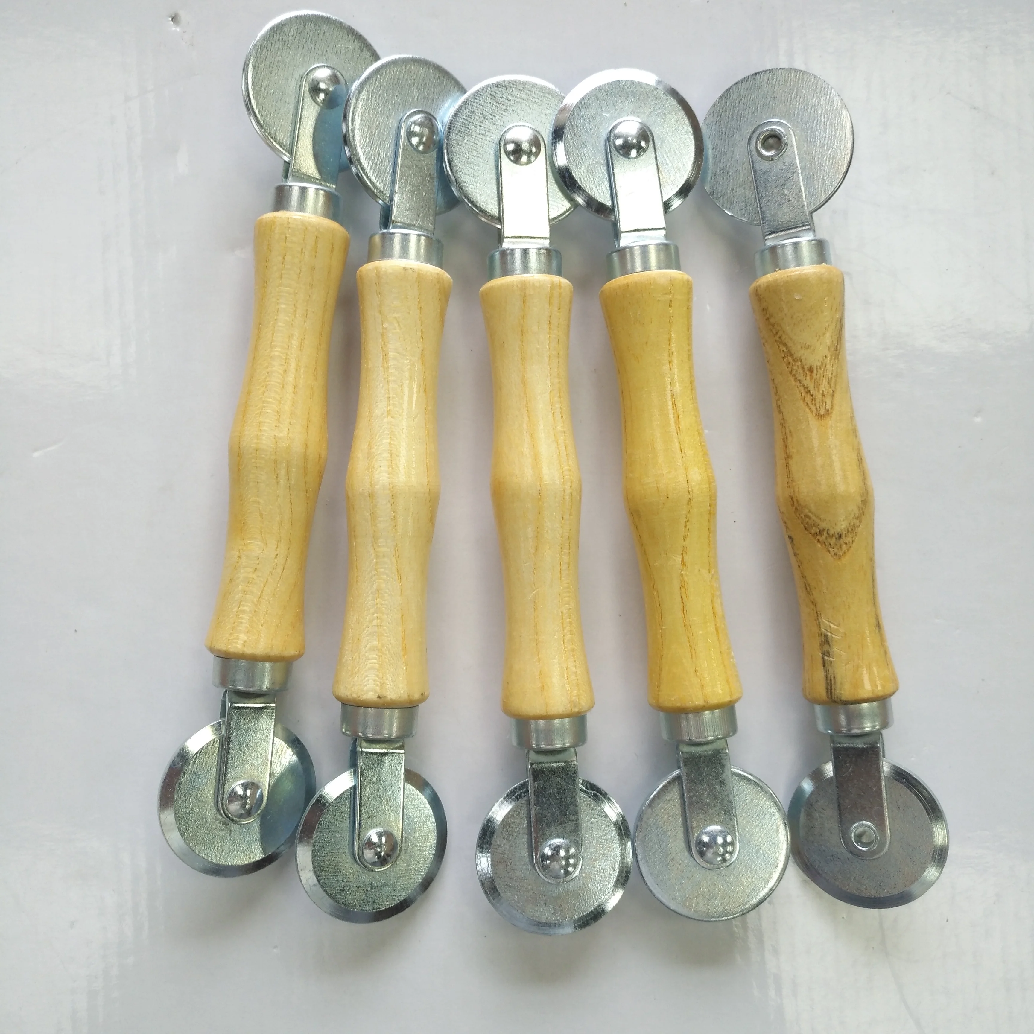 Installing tool window installation hand spline rollers window screen wood handle spline roller