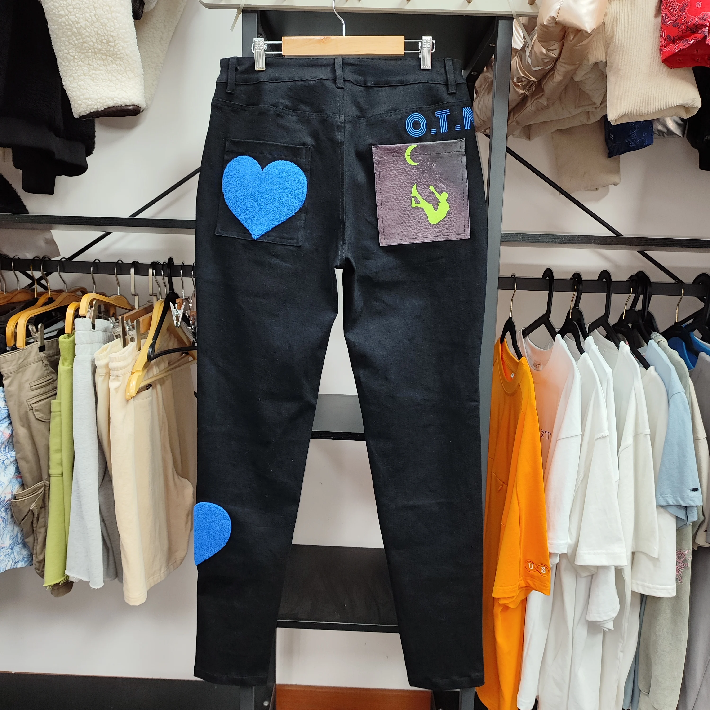 Wholesale Black Straight Fit Custom Cargo Strapped Denim Jeans For Men