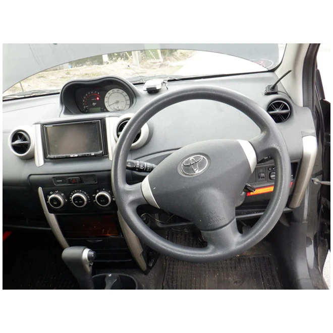 Used toyota ist car with February 2004 manufacture date for sale