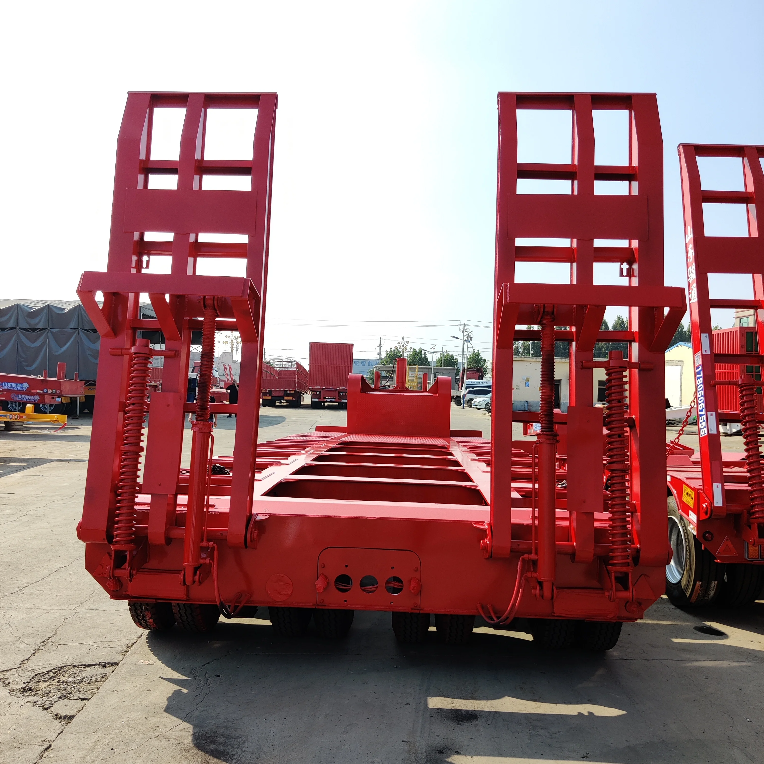 High Quality Steel With Strong Rigidity And Strength Excavator Transporter Gooseneck  Lowboy Semi Trailer At Affordable Price