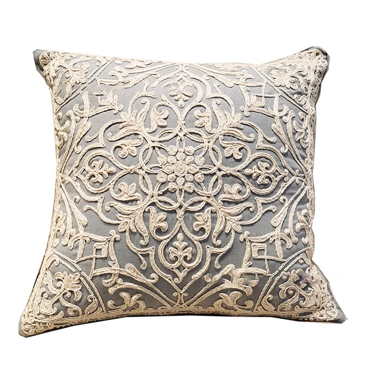 Custom Designs Comfortable Floral Pillow Seat 100% Cotton Embroidered Woven Sofa Cushion Cover