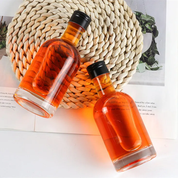 Logo Printing Screw Neck Clear 0.75L Empty Liquor Bottle 750ml Whiskey Glass Bottles for Spirits