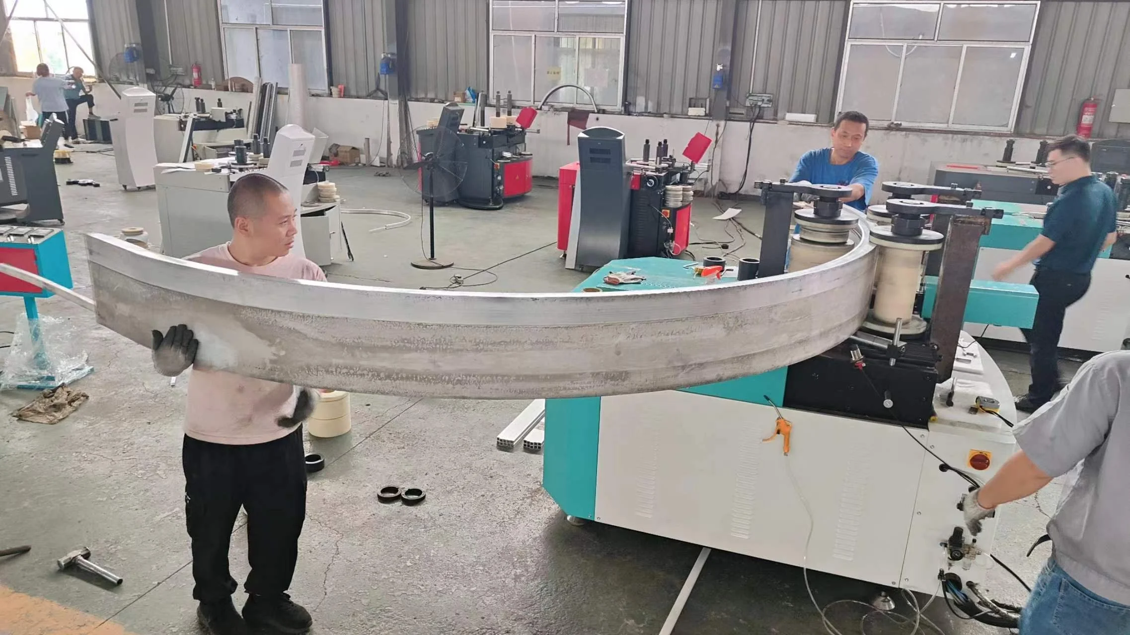 Full Automatic Hydraulic CNC Bending Machine for Aluminum Profile in Bathroom/Hospital/Shipping Industry/Light Track Rail