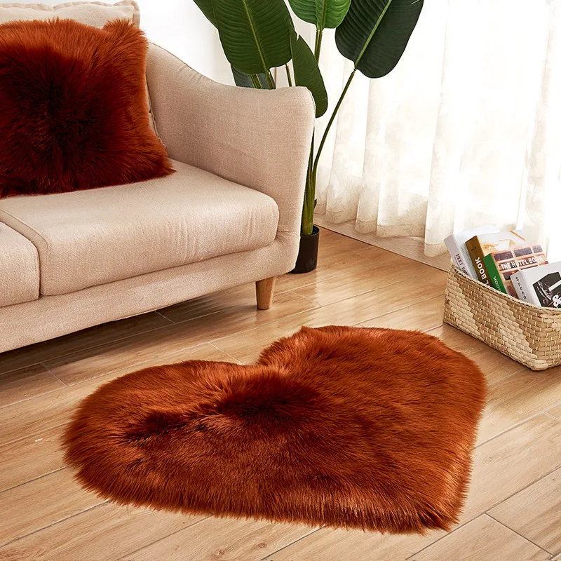 Wholesale different shapes colors fur rugs faux carpet heart shape carpet fake sheepskin rugs for bedroom
