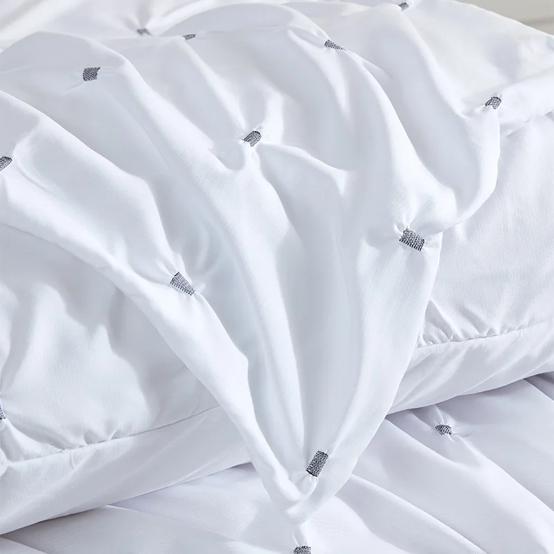 Manufacturer Customize White High Quality Solid Pinch Pleat Microfiber Sheet Pillowcase & Duvet Cover Sets