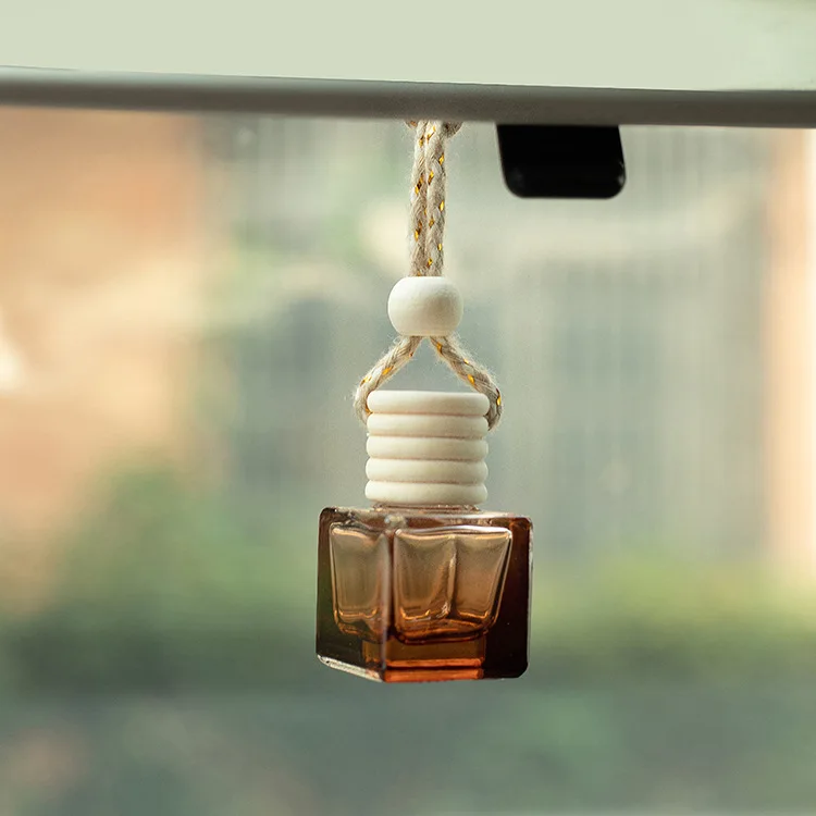 Premium Quality 8 ML Empty Thicken Glass Bottle Hanging Multi-Color Car Air Freshener For Adding Essential Oil