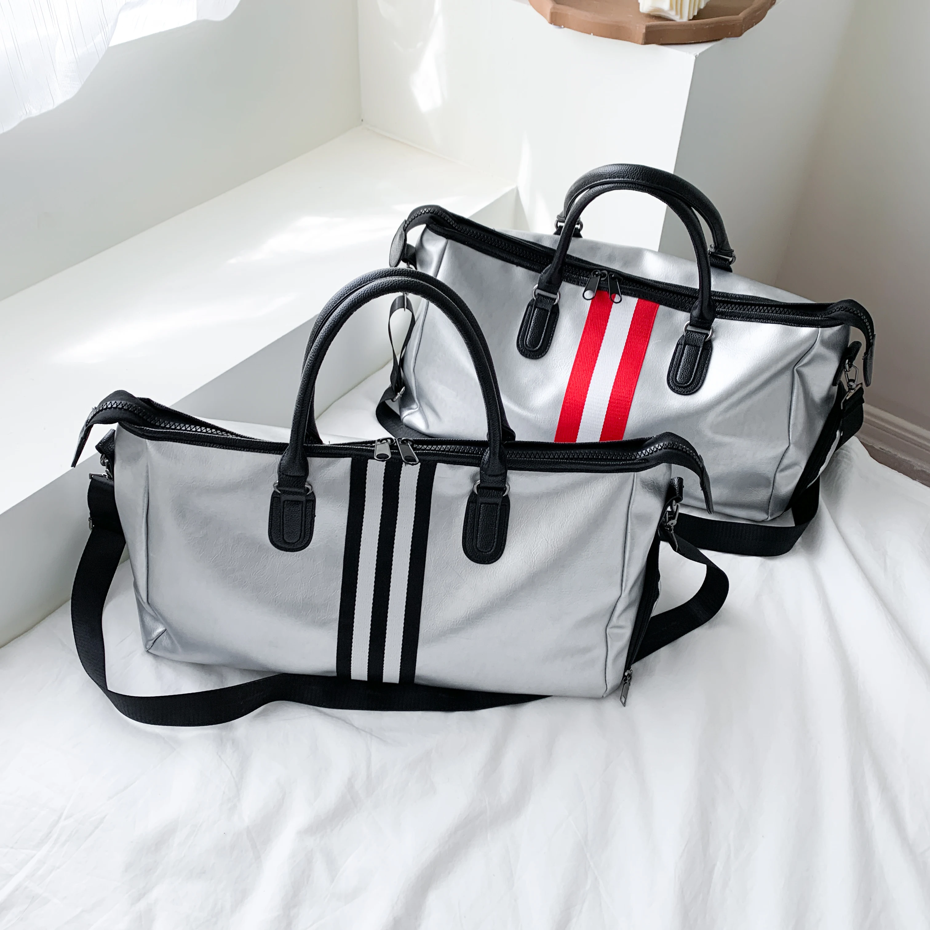 New Trend Custom Waterproof Large Capacity Travel Bag with Sneaker Shoe Compartment Women Mens Sports Gym Travel Duffel Bag