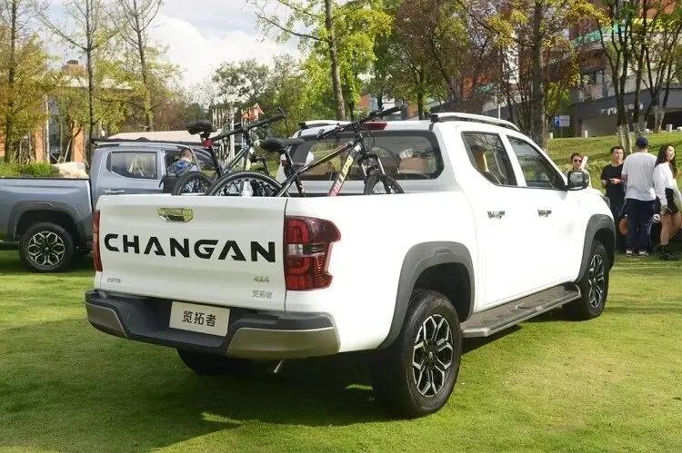 Changan Lantuo 2024 Новый энергетический пикап 2 0 Т с 5-местным Rwd макс. 163 лошадиных сил лидер продаж мощный китайский