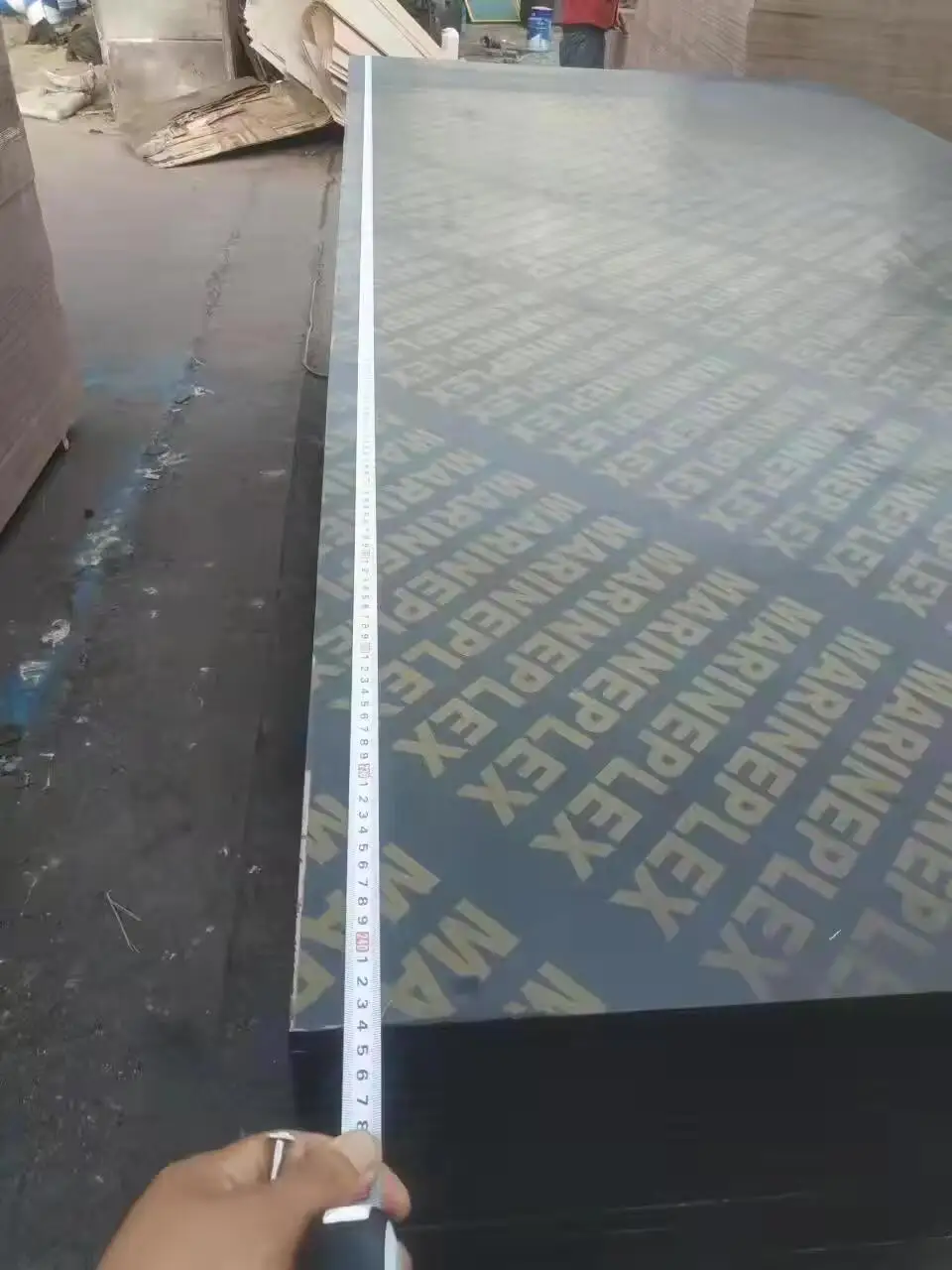 1220 *2440 mm 12mm 15mm 18mm shuttering plywood film faced plywood for construction