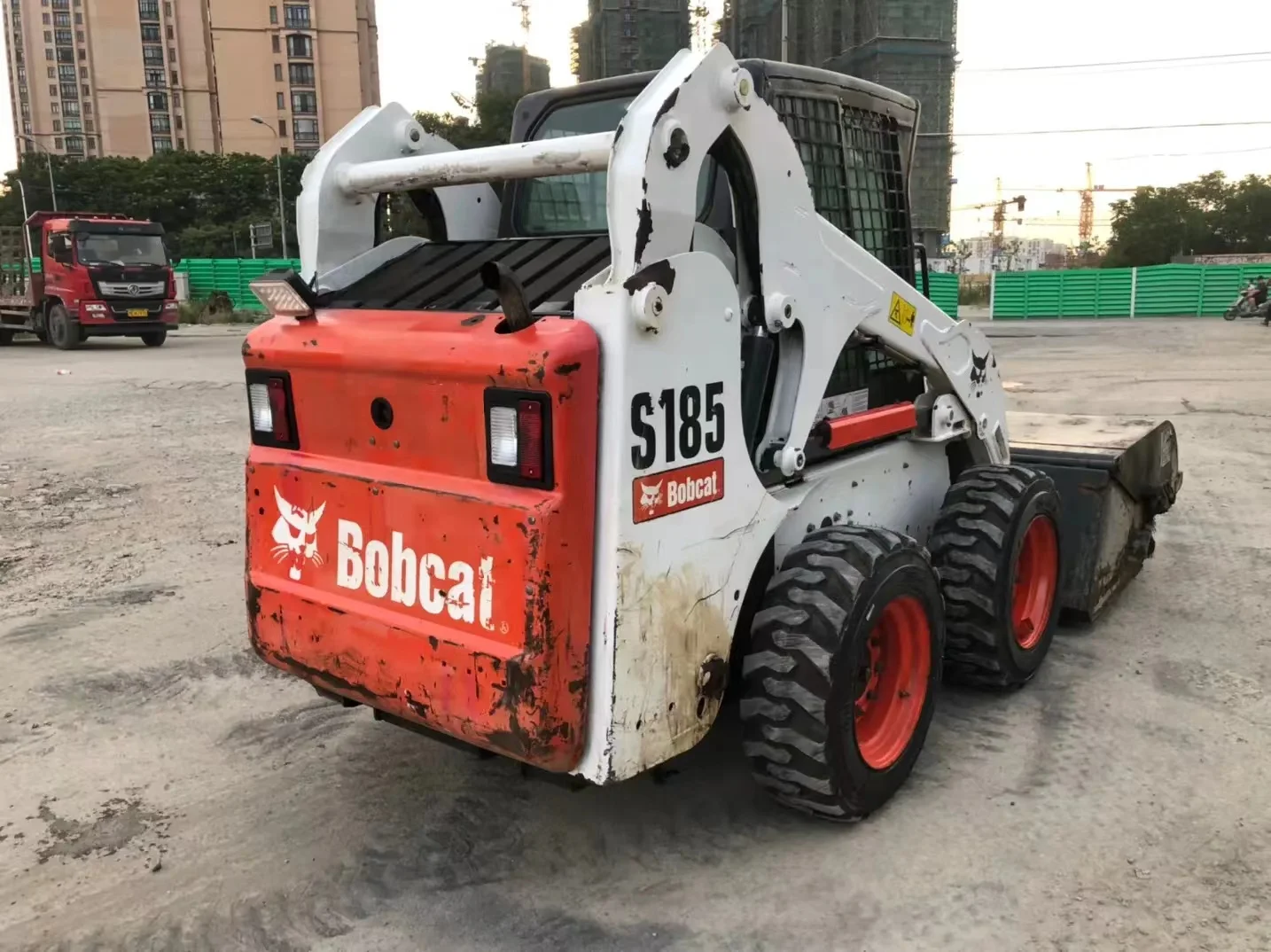 Gebruikte Bobcat Slip Stuur Loader Bobcat S185 Skid Stuur Laders Gebruikt Bobcat S160 S185