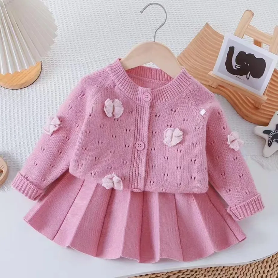 Autumn Winter 2024 Girls New Sweater Set Girls Flower Top Short Skirt 2 Piece Set
