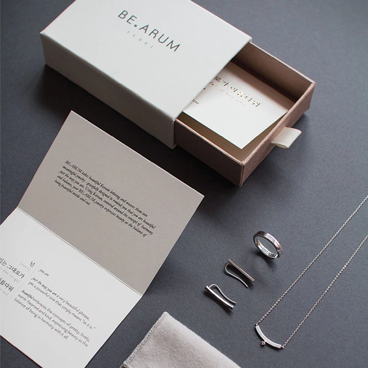 Custom logo luxury ring packaging gift jewelry box