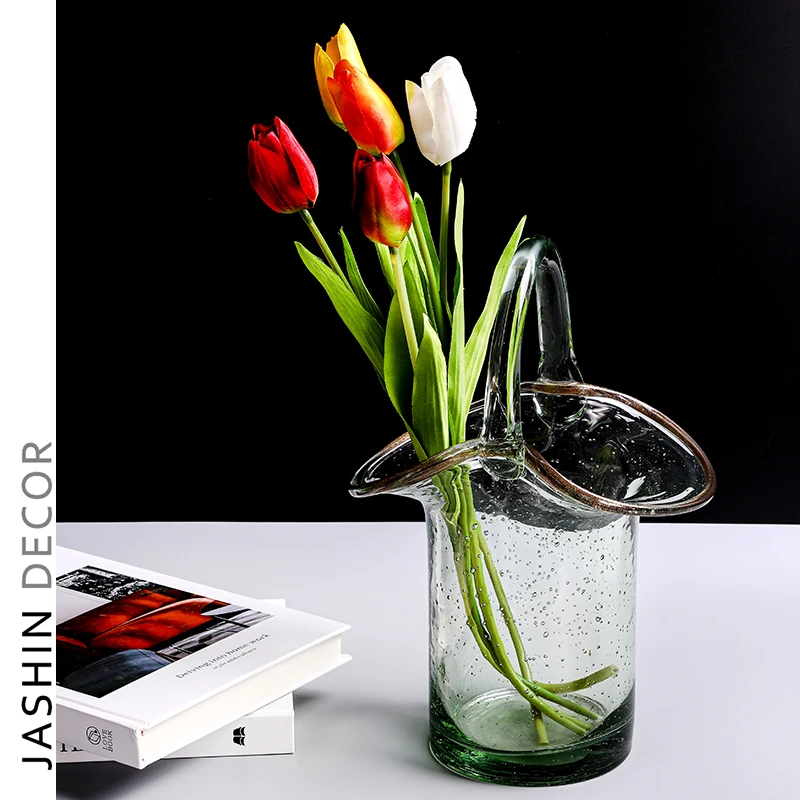 Different Shaped Glass Vase For Home Decoration Flower Arrangement Decoration Glass Vase