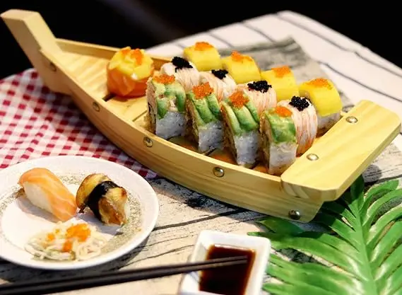 Wholesale Best Seller Japanese boat shape food service boat For Restaurant or Home Decoration party celebration