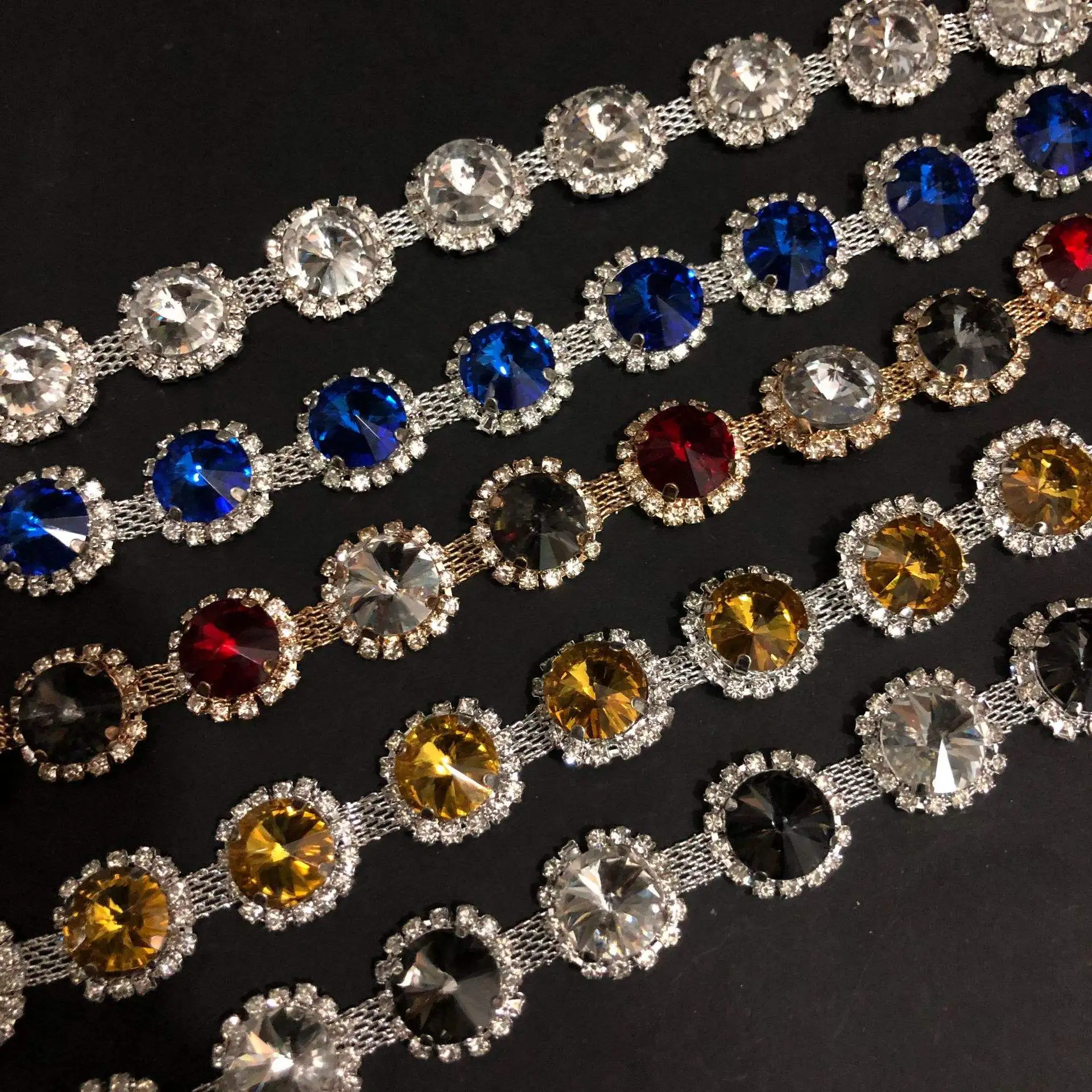 custom mental claw glass motif rhinestone strip trim flatback crystal rhinestone chain for garment accessories