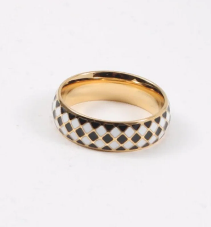 R042 Wholesale 18K Gold Plated White & Black Mosaic Ring Stainless Steel Plaid Rings for Women Dainty Rings