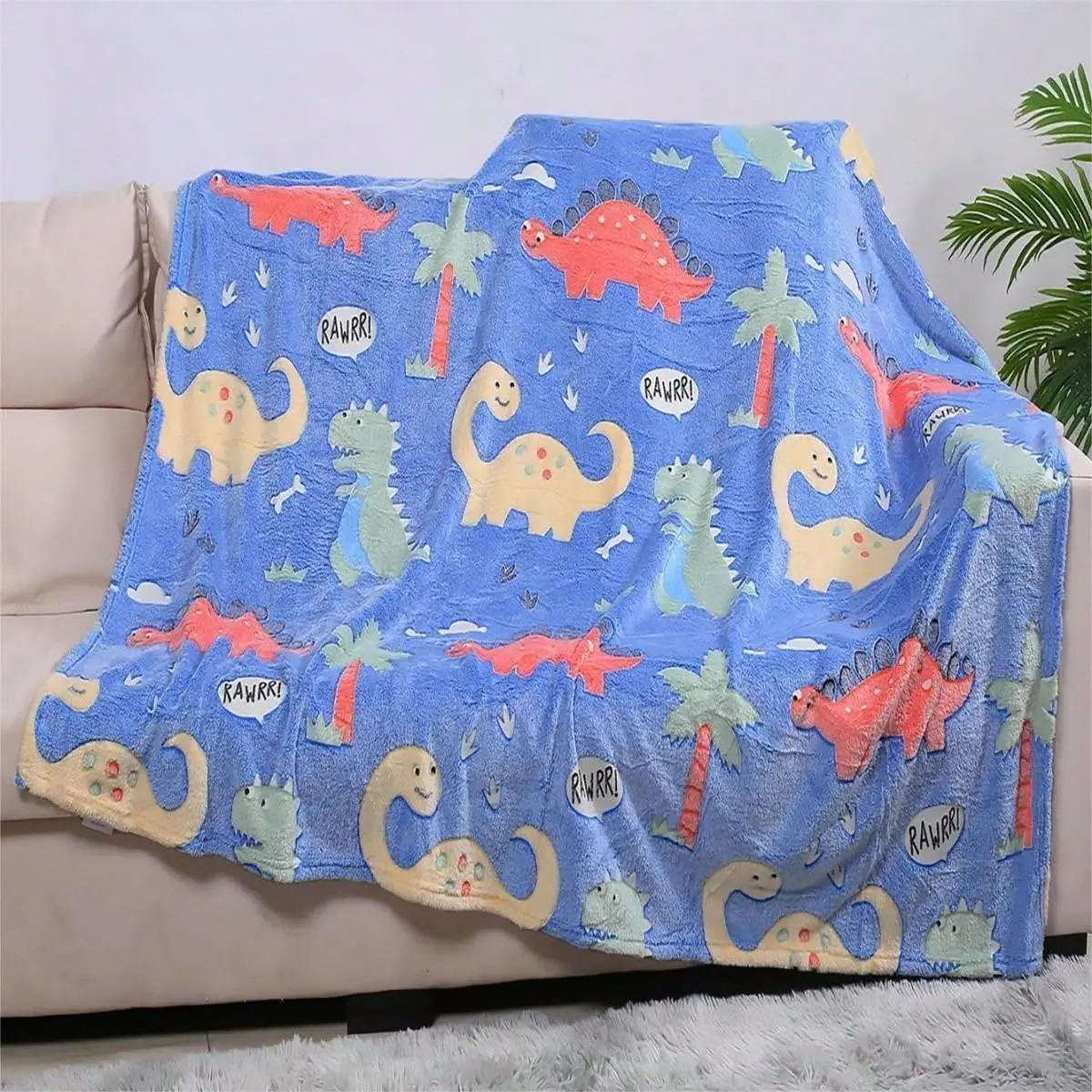 factory directly sell  Luminous Fleece Toddler blanket glow in the dark blanket for Kids Birthday Christmas