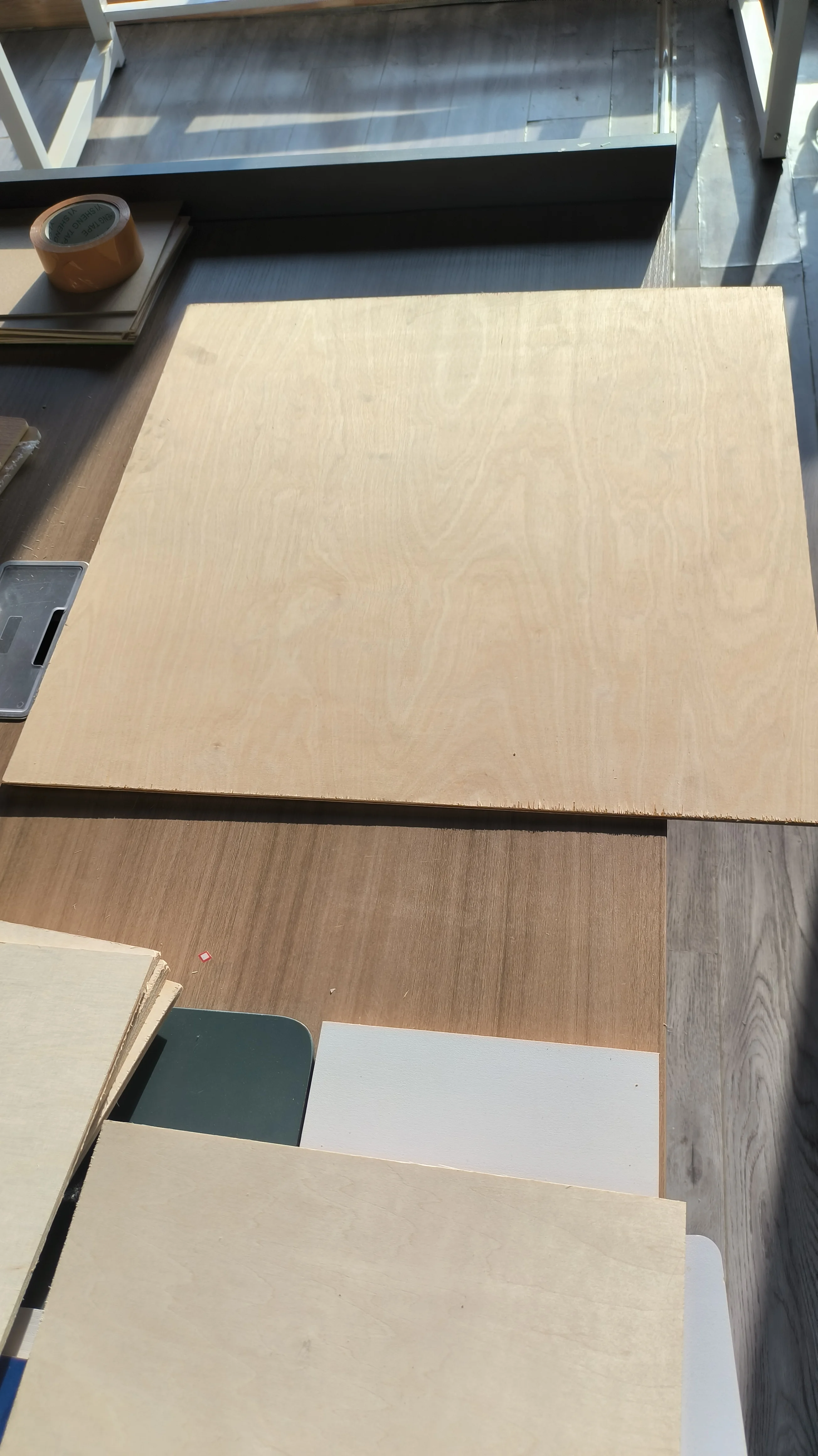 high grade factory price birch face poplar core E0 glue 4mm 1220x2440mm birch plywood for furniture and laser cutting