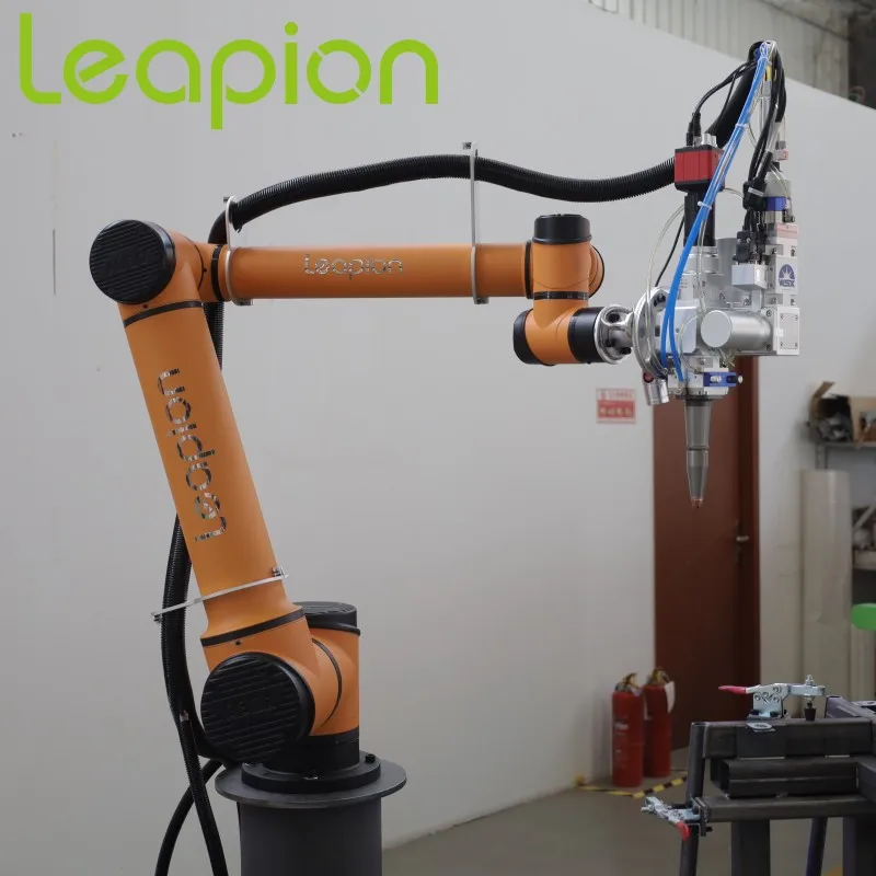 Robot Handheld Laser Welding Machine 3000w Laser Welding Machine For iron