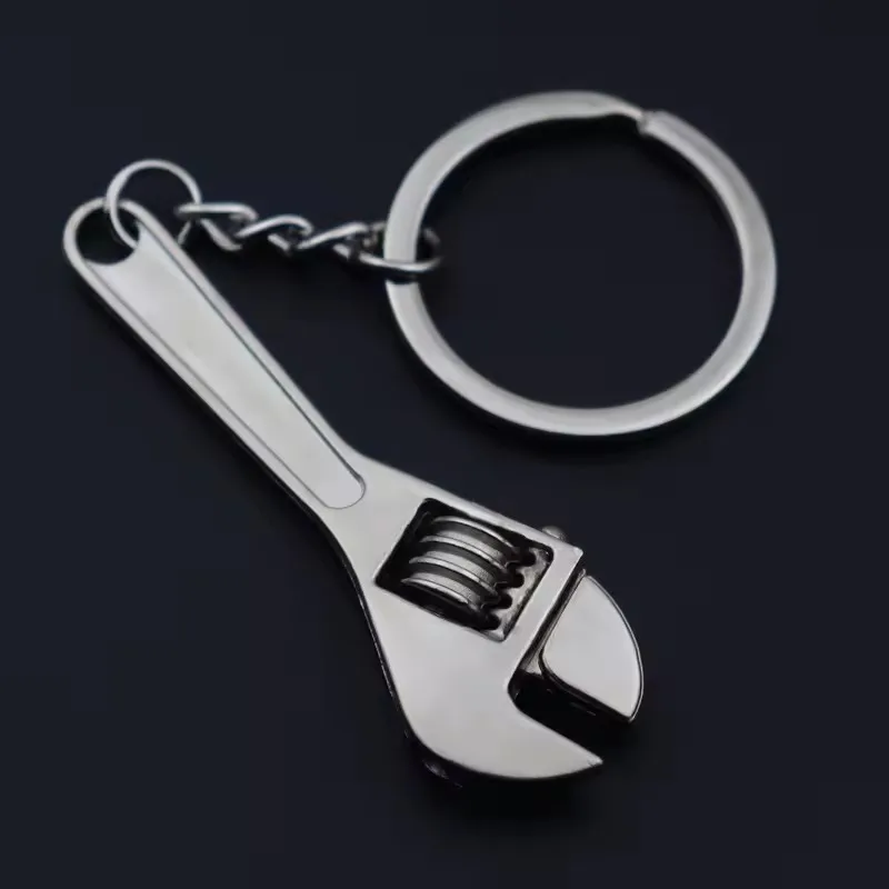 Hot Selling  Creative Gifts Utilities Tool Keychain Metal Adjustable Wrench Keychain Multifunction Mini Wrench