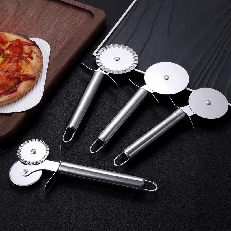 High Quality Wholesale Double Stand Pizza Roller Knife Tool Pizza Cutter Portable Stainless Steel Custom Logo Silver Sustainable