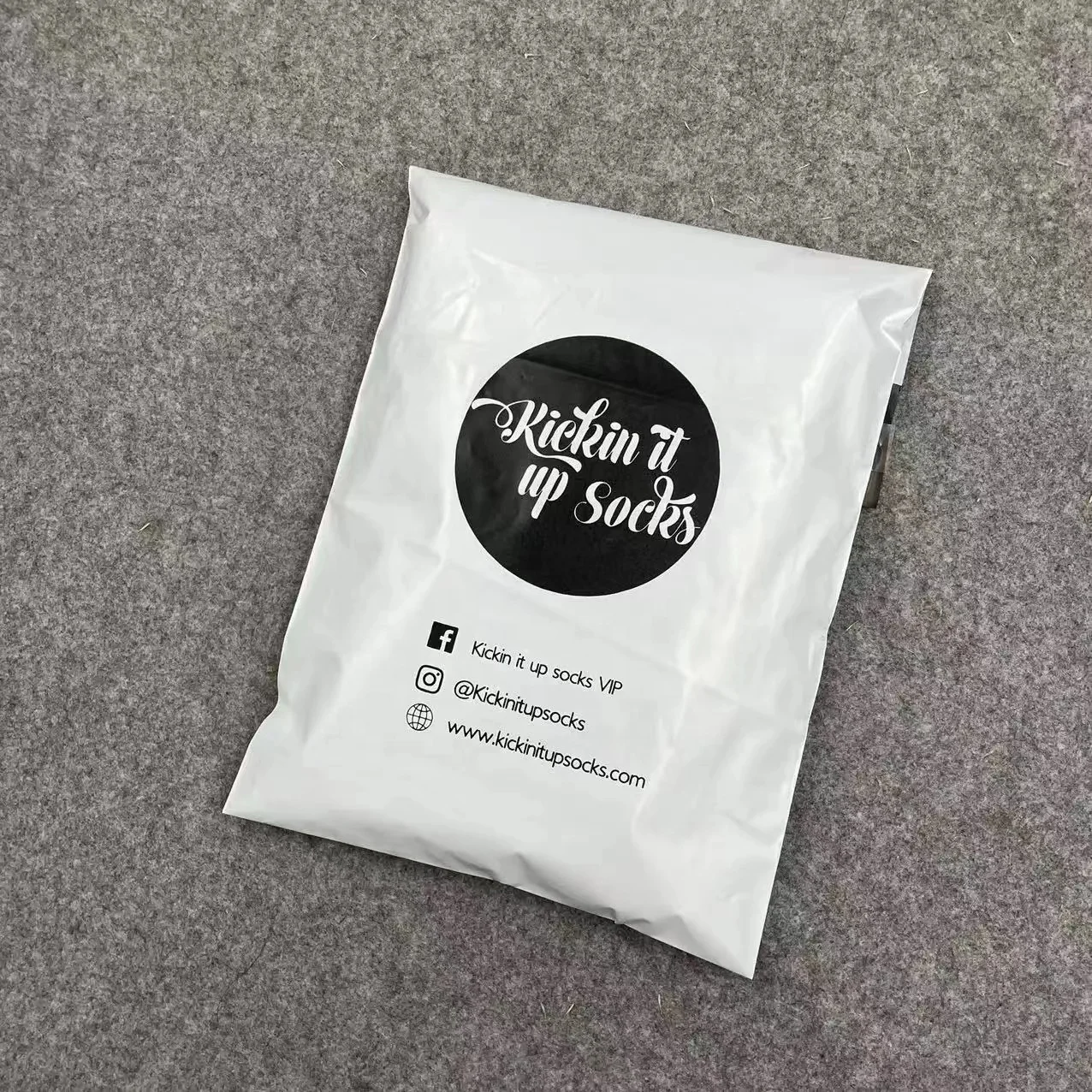 Custom Shipping Poly Mailers Plastic Envelope Polymailer Bags Waterproof Compostable Matte White Polly Mailing Bag