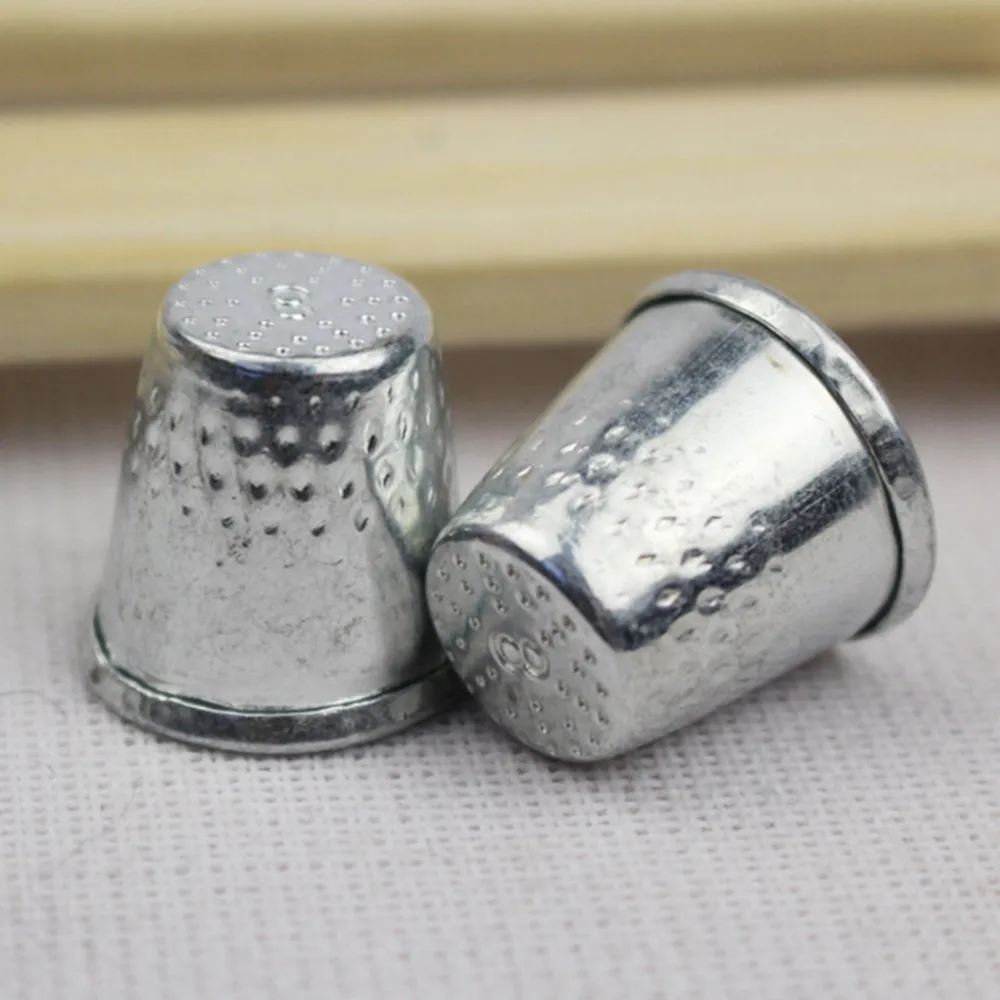 Free Ship Metal Finger Thimble Tailor Silver Sewing Grip Shield Protect Sewing Tool Pin Needle Craft Tool Finger Tip Protection