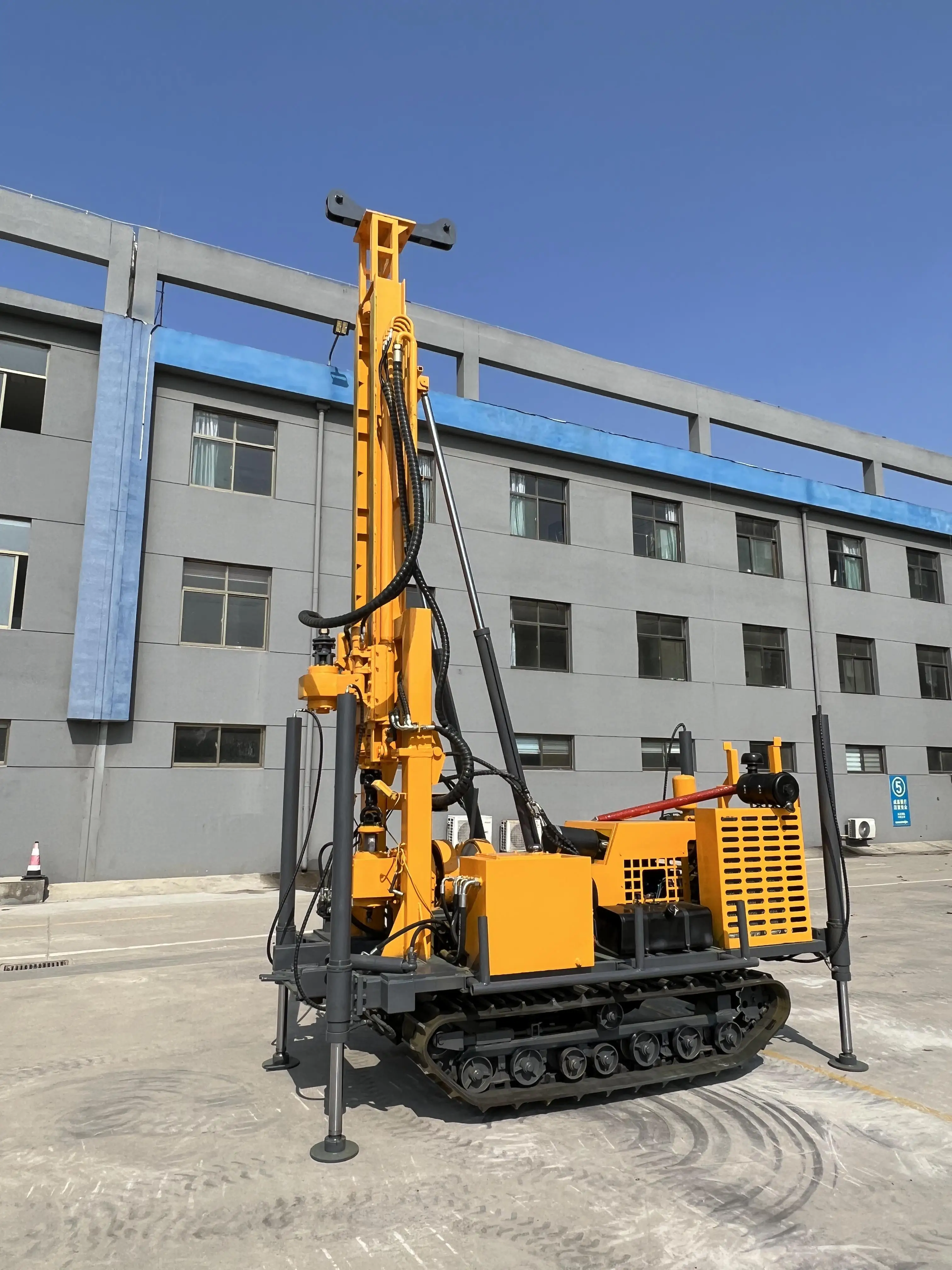 Factory Price Depth 150m Water Well Drilling Machine Hydraulic Well Drilling Rig Water pneumatic dual-purpose drilling rig