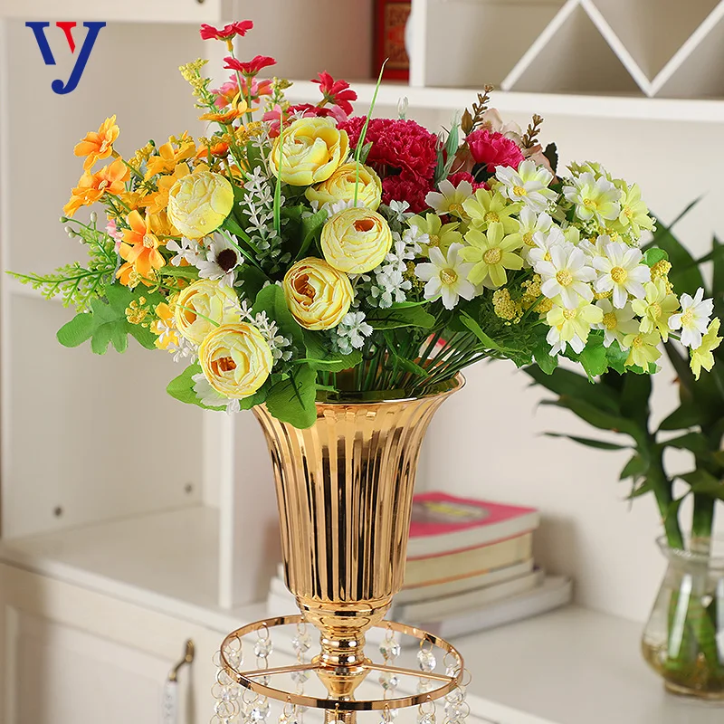 Elegant tall gold color wedding crystal candelabras metal candlesticks with a flower bowl for wedding