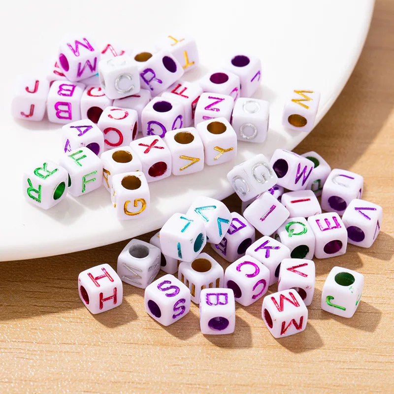 Hongzhi Wholesale Colorful Letter Beads 6*6mm Acrylic Random White Alphabet Letter Beads ForJewelry Making Bracelets