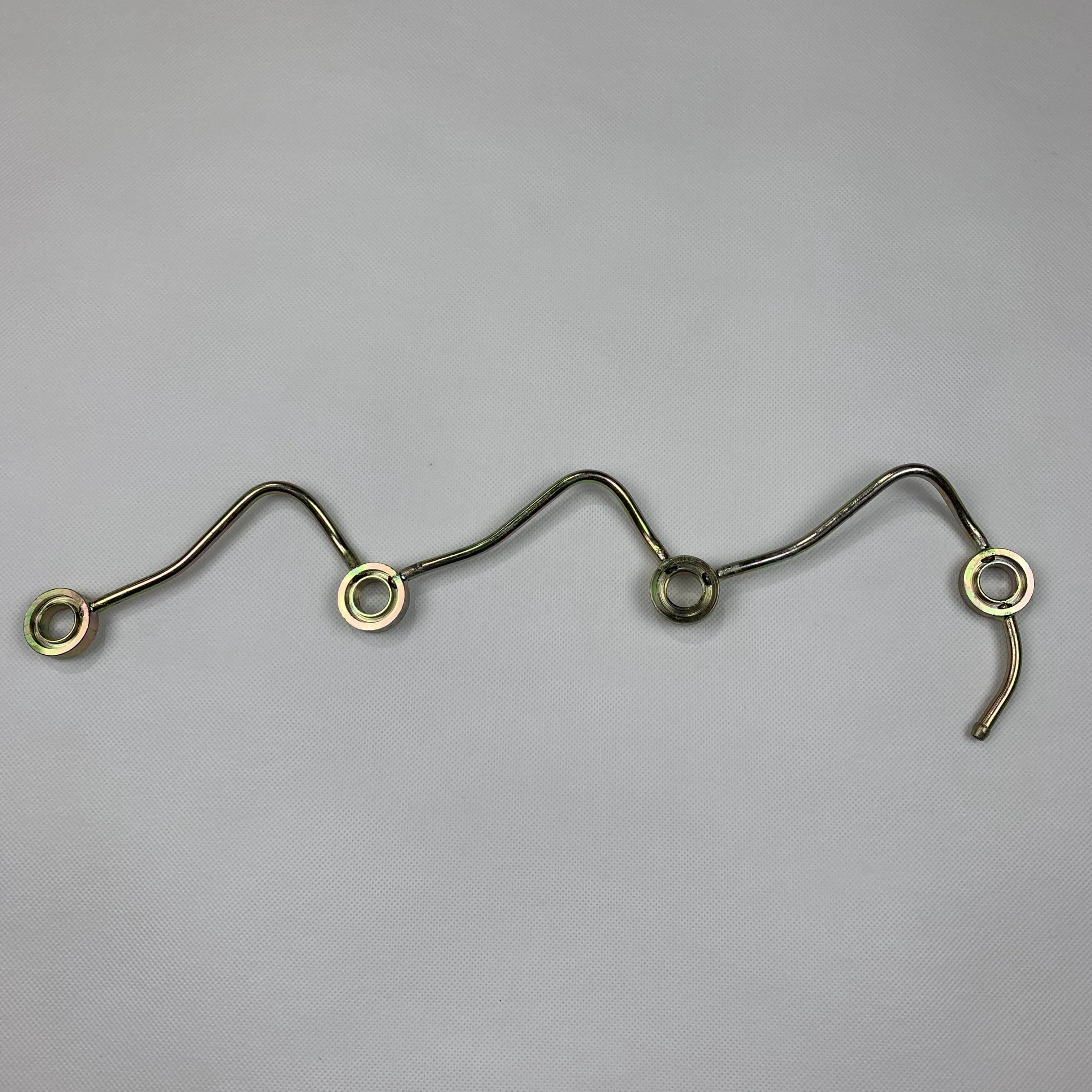 Oil Return Pipe  23760-54011 23760-54030 For Toyota Hiace 2L 3L