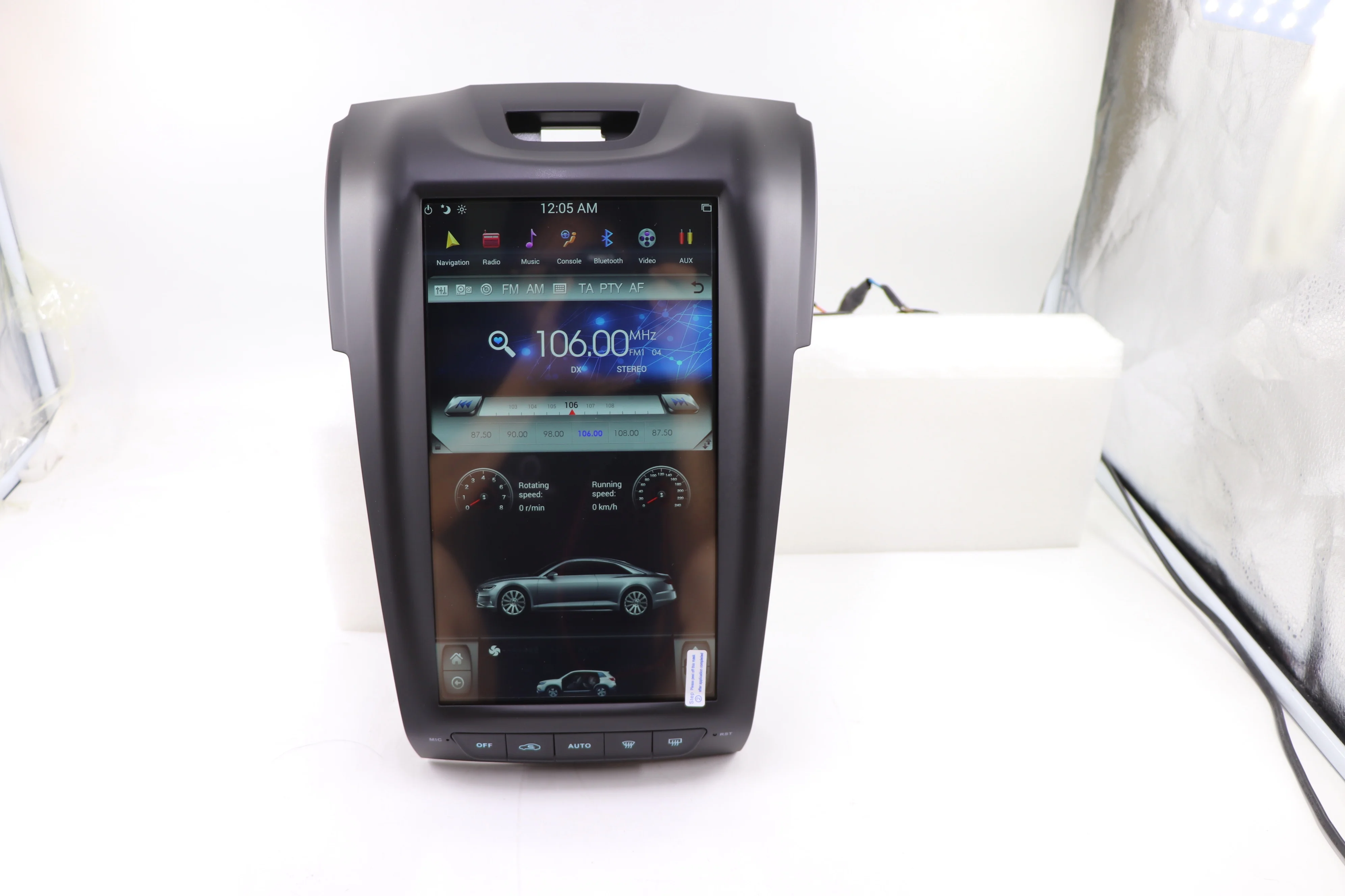  Оптовая продажа DVD-плеер в стиле Tesla для автомобиля Android с Wifi BT Playstore Isuzu DMax 15-18 Dmux Rancher