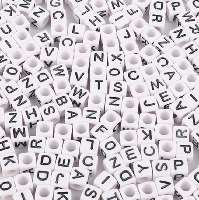 DIY beaded material early education acrylic letter set 15 kinds of letter beads plastic round square bracelet