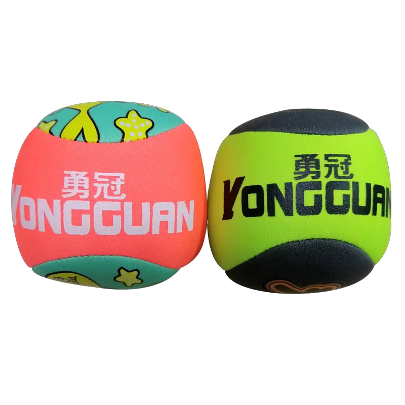 
New products 2019 hot sale waterproof bouncing ball water skim ball for summer fun on beach or swim pool 