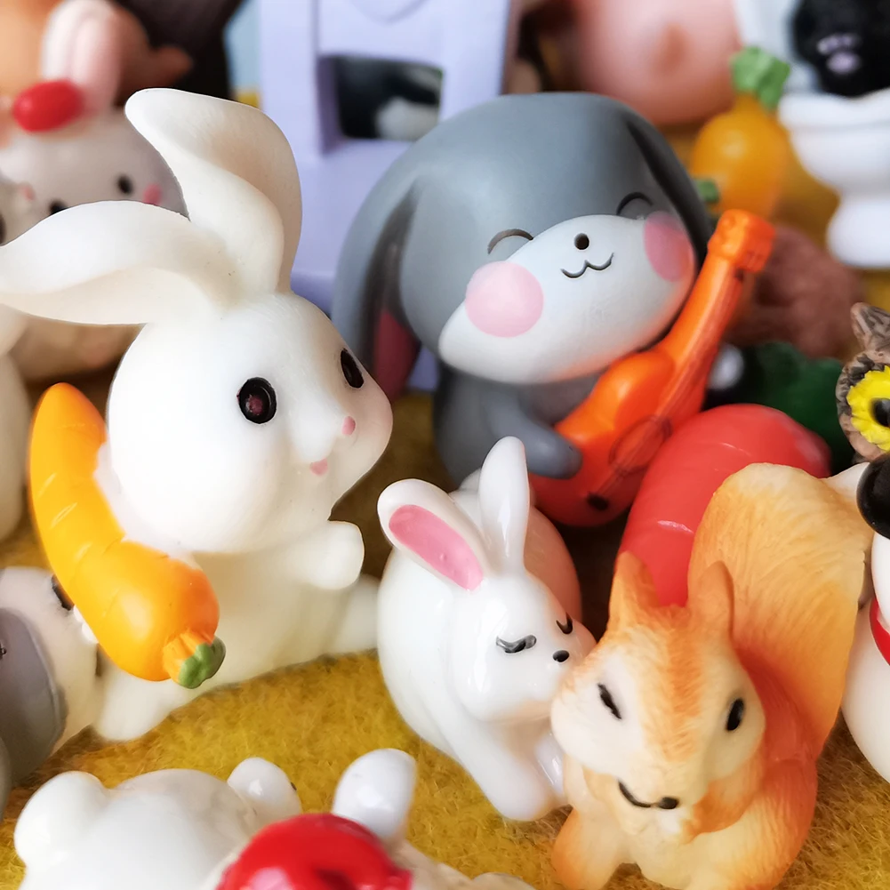 Пластиковая декоративная фигурка из смолы