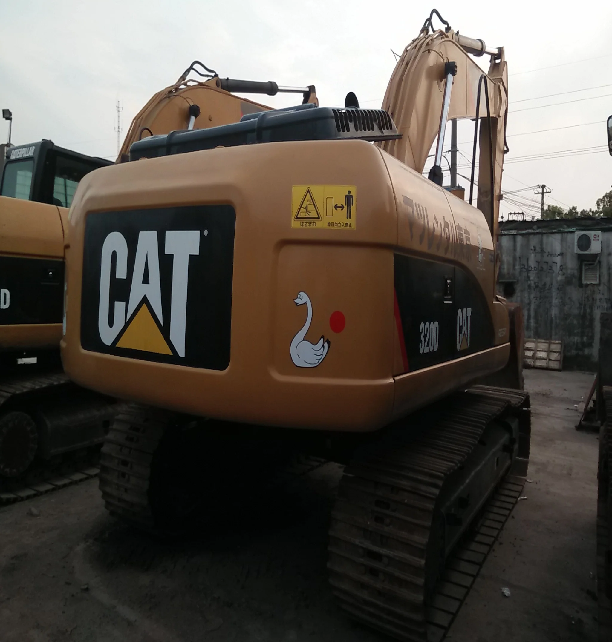 USA lowest price original  Japan made CAT 320D /330B 320B 336D 320C  excavator