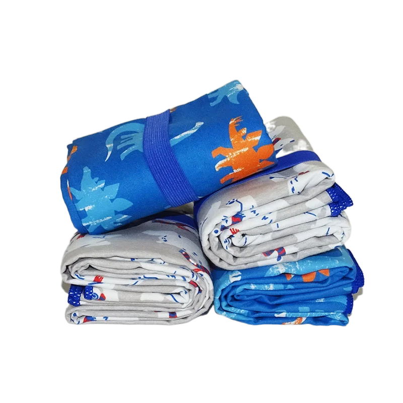 Качественное утяжеленное пляжное полотенце фиолетового цвета с персонализированным