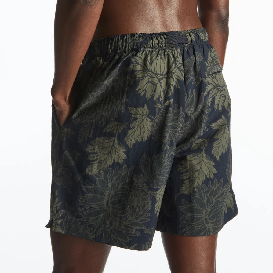 100% Polyester Lightweight Mens Swim Trunks Quick Dry Printed Swim Shorts with Mesh Lining