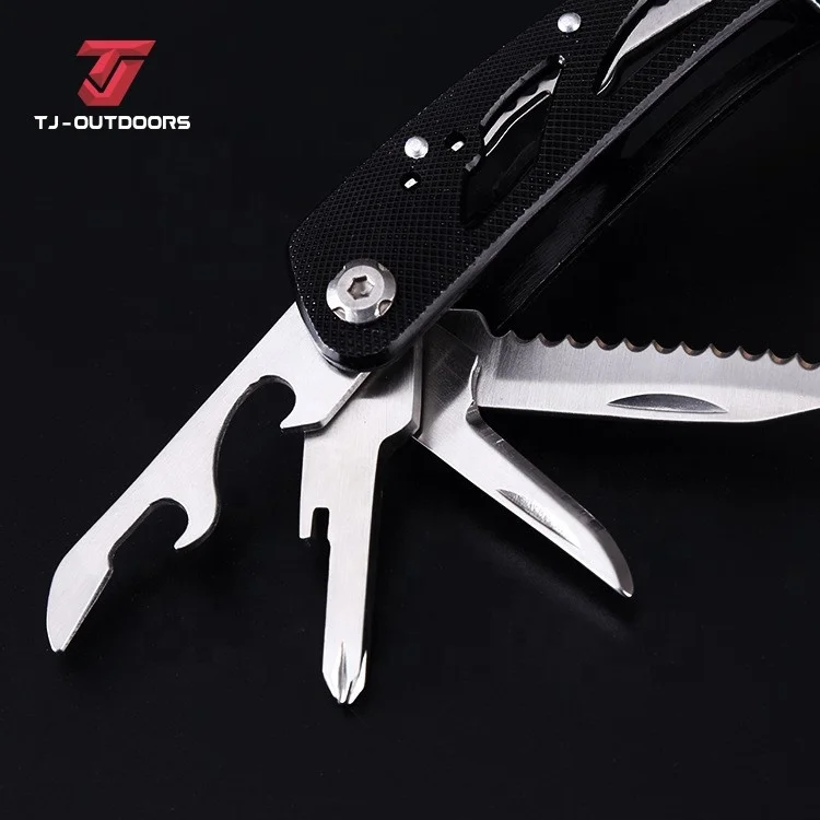 Hunting gear Stainless steel cuff pliers Survival knife screwdriver 14 to 1 multi-knife folding pliers