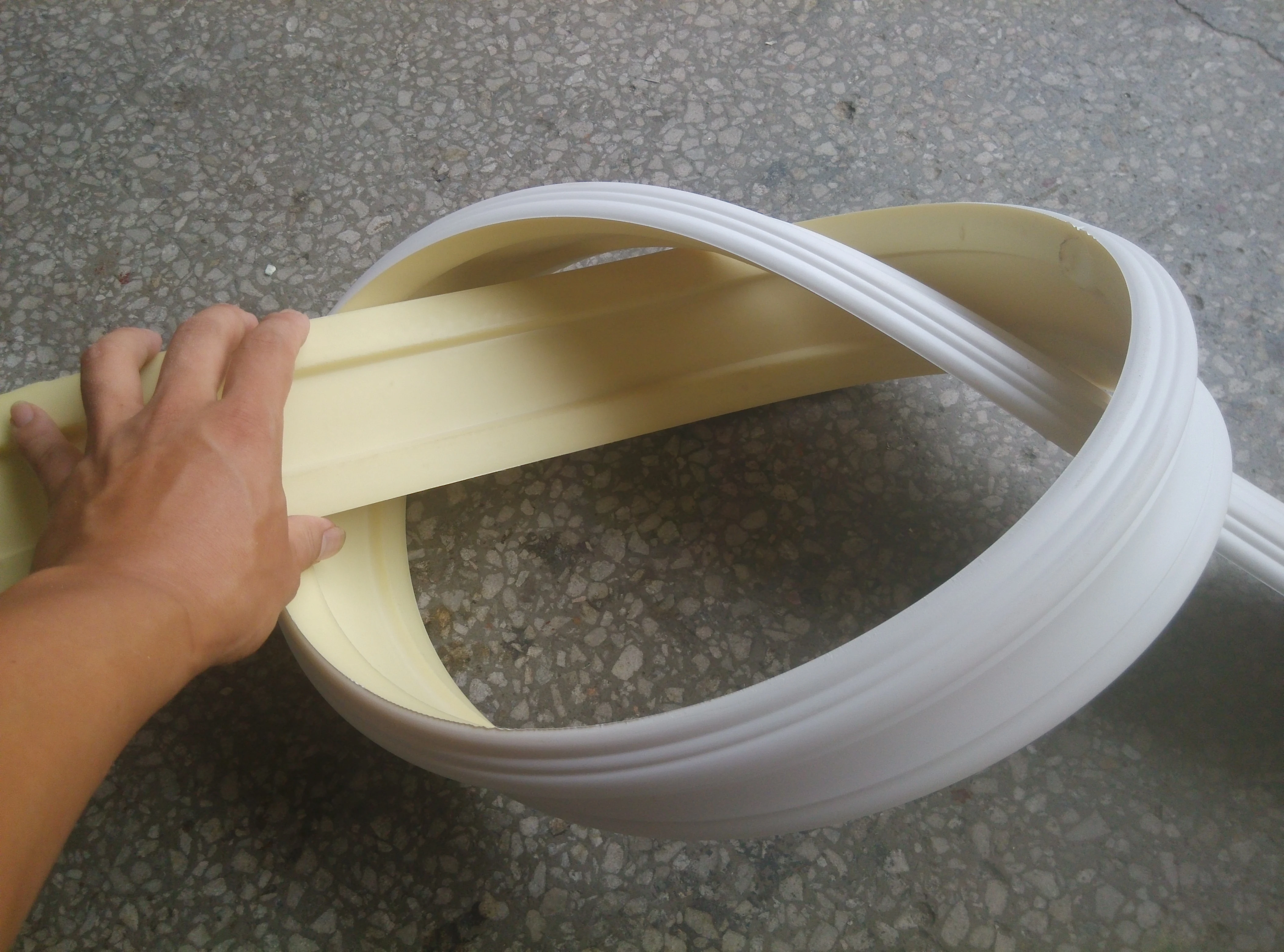 Easy-install PU Decorative Flexible Molding Cornice