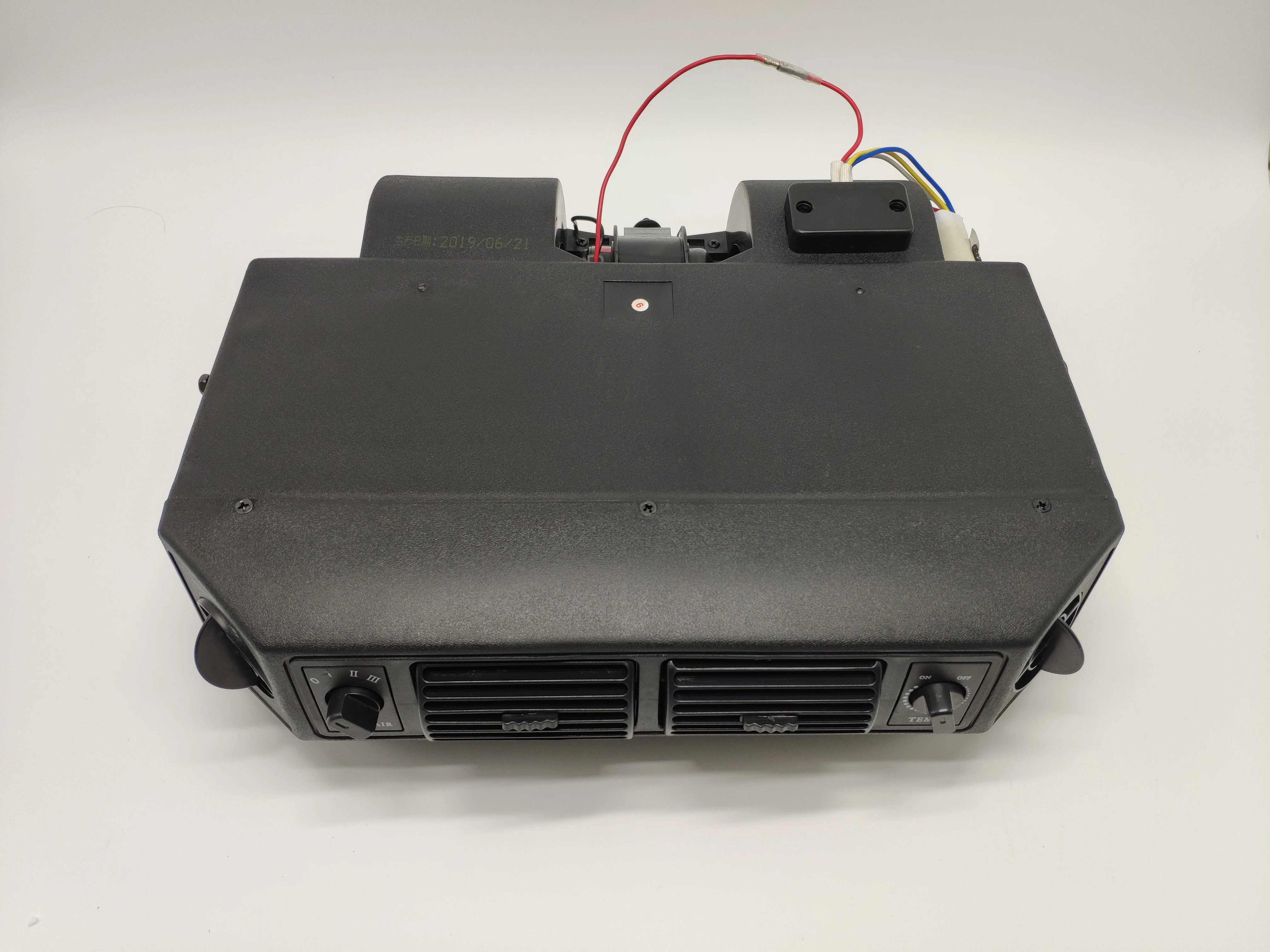 12V & 24V Universal Underdash Auto Air Conditioning Cooling & Heating BEU-404-000 Car AC Evaporator Unit