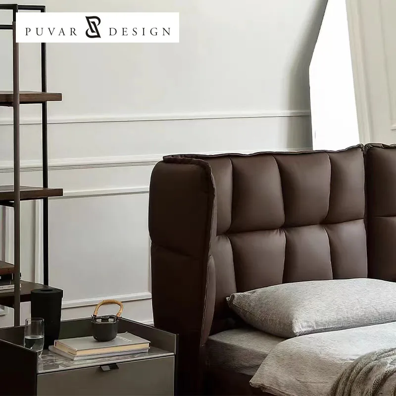 Full bedroom Leather double bed Modern simple Master bedroom queen bed solid wood light luxury